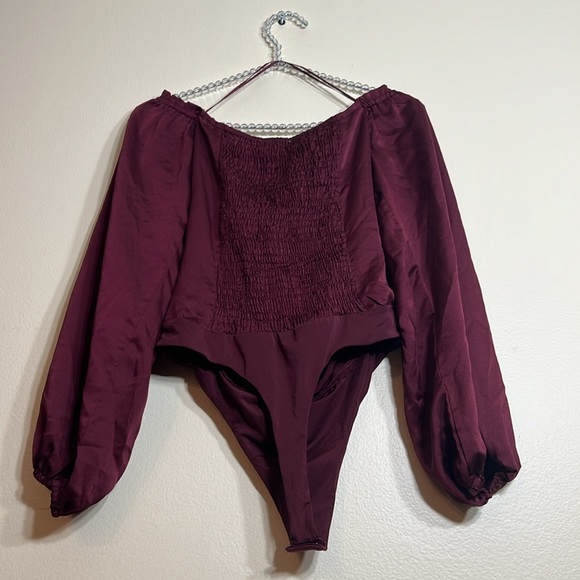 ASTR THE LABEL Center Cinch Off The Shoulder Bodysuit NWT - Picture 8 of 12